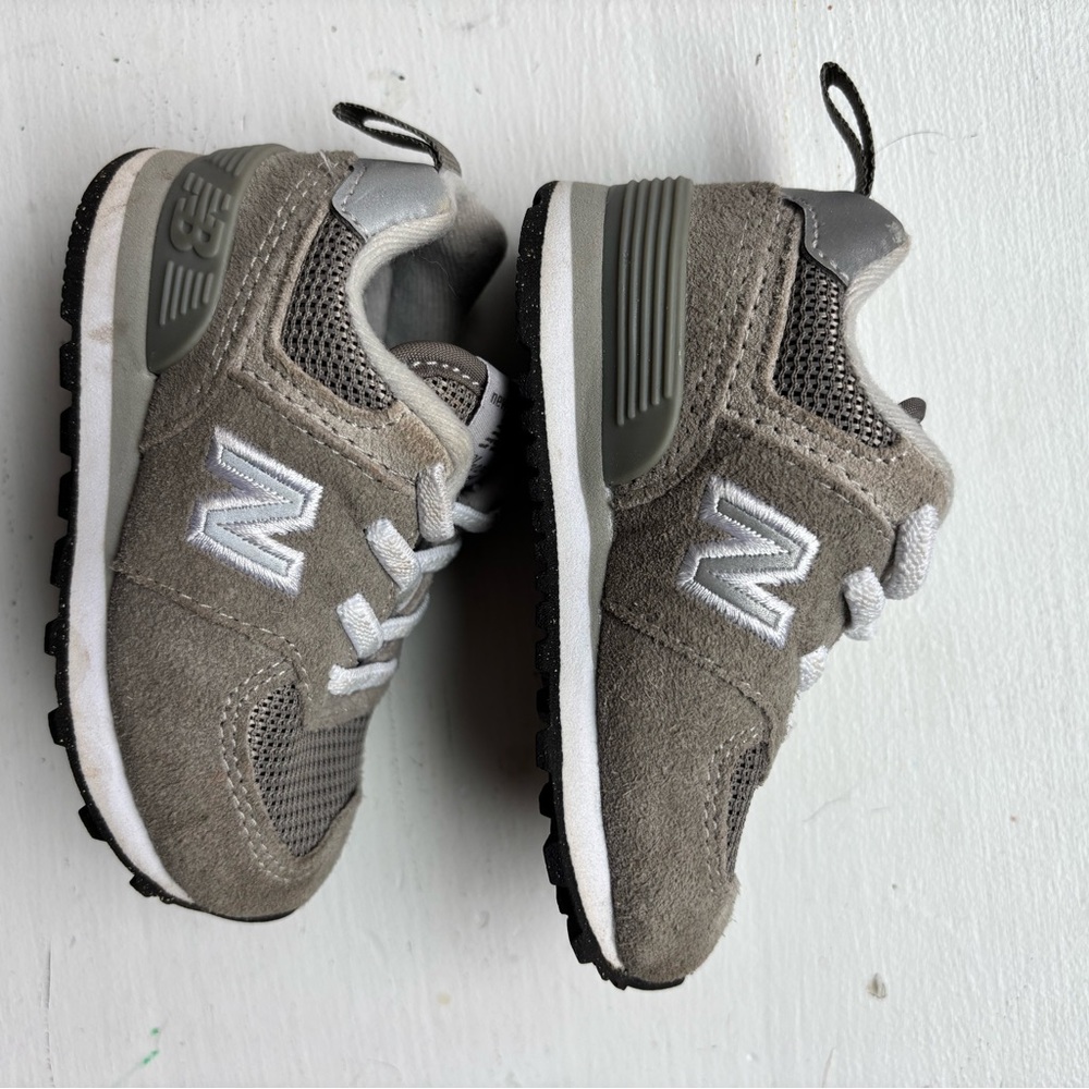 New Balance Toddler/Baby Classic 574 Gray and White Sneakers